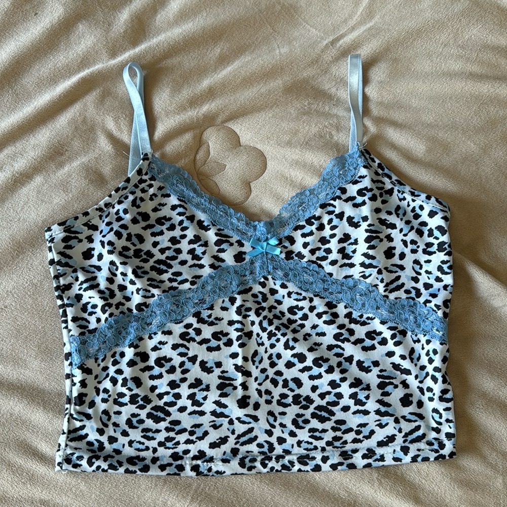 SHEIN small blue and black leopard print tank top!